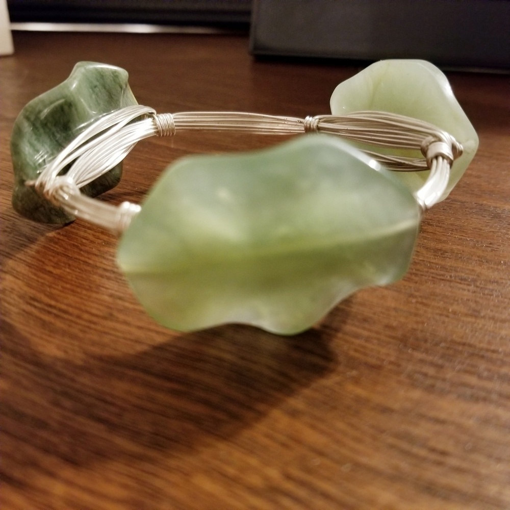 Silver Tone and Green Stone Bracelet